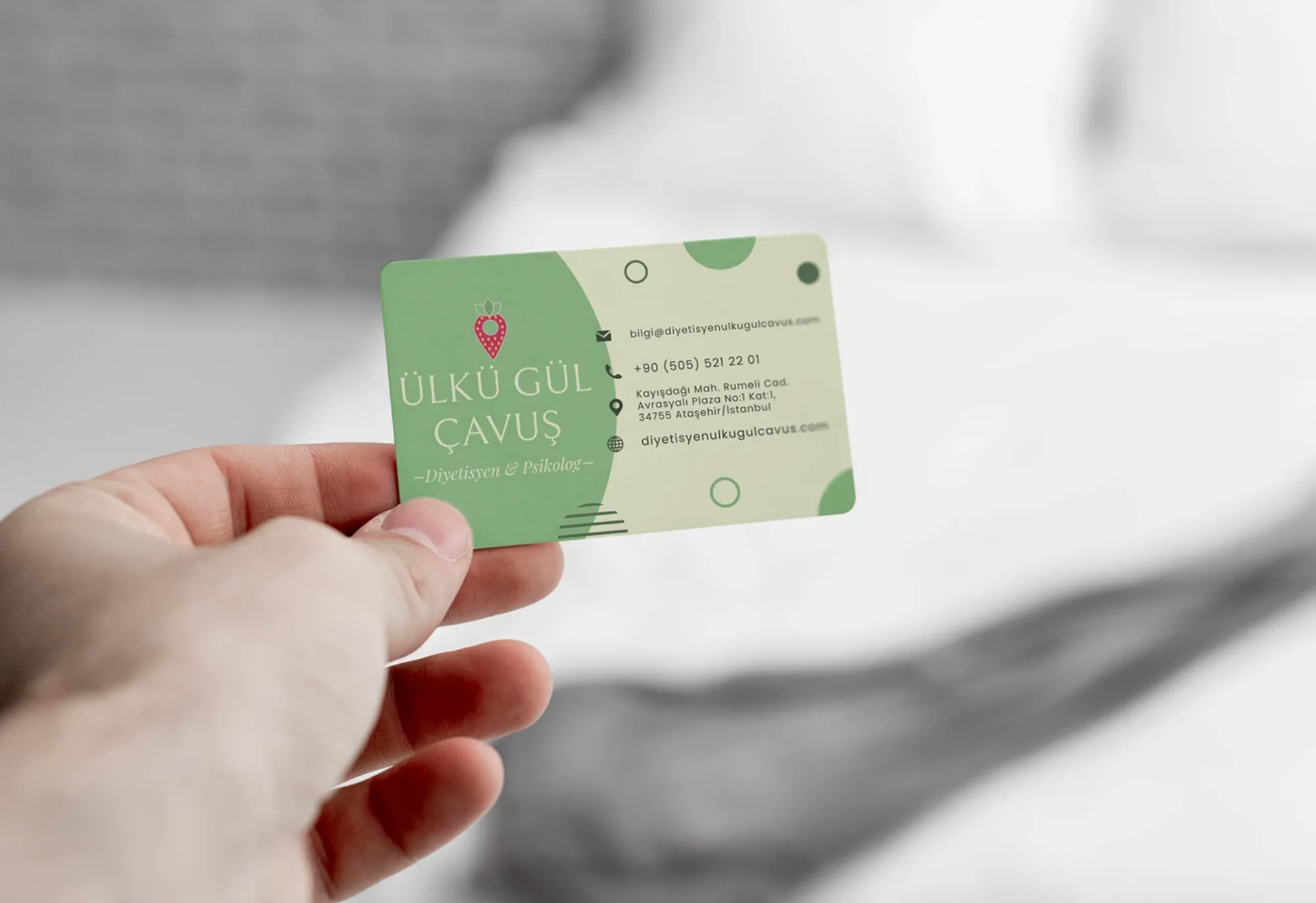 Dietitian Ülkü G. Çavuş - Business Card Design görsel 3